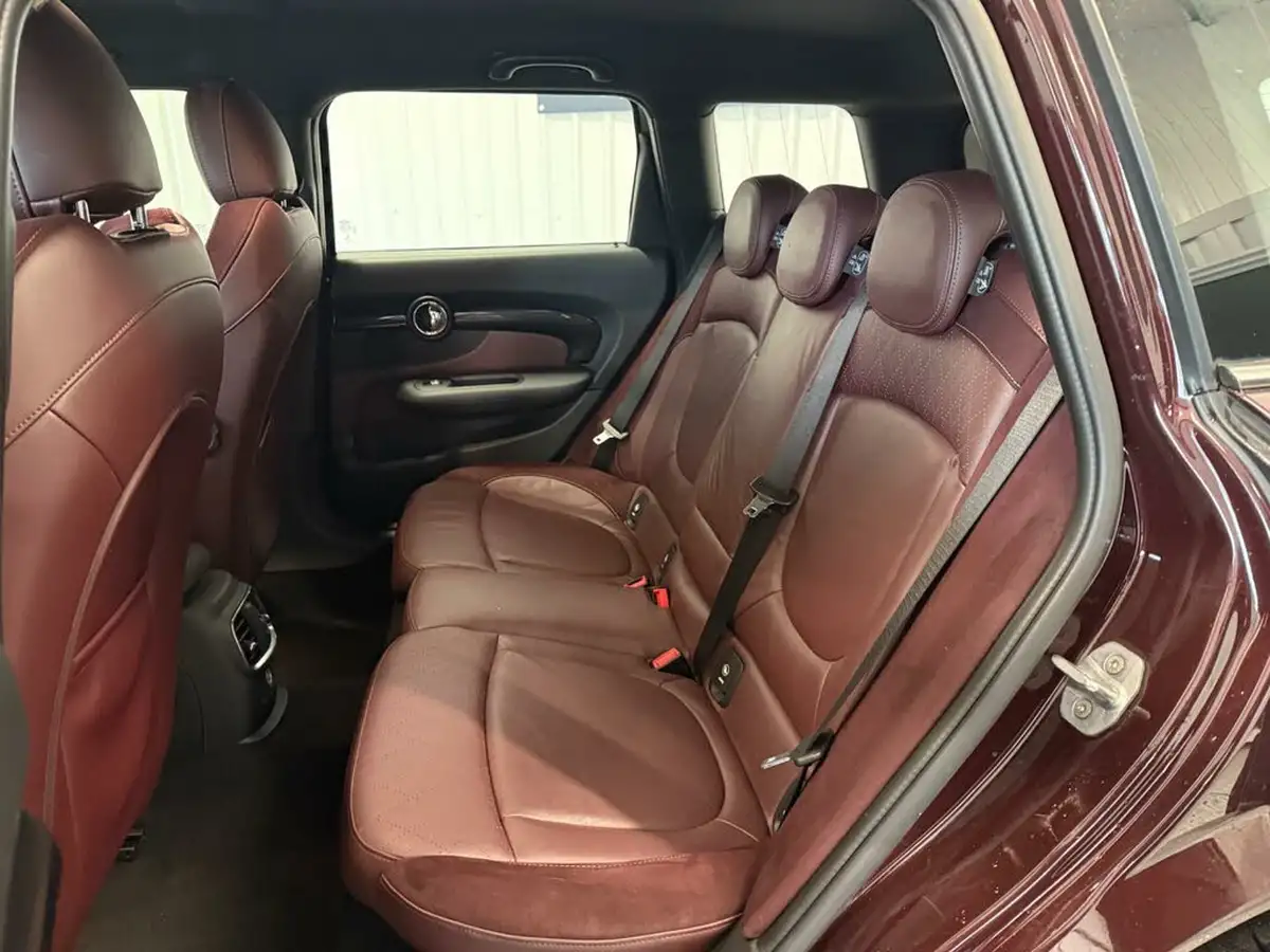 2015-mini-clubman-15-cooper-auto-big-14