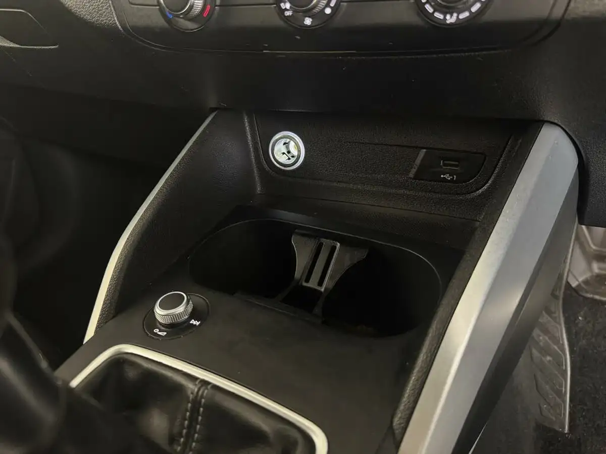 2019-audi-q2-16-30-tdi-s-line-big-24