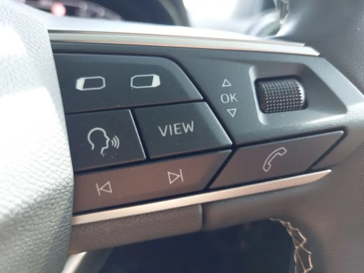2024-seat-arona-10-tsi-xperience-lux-115ps-dsg-big-17