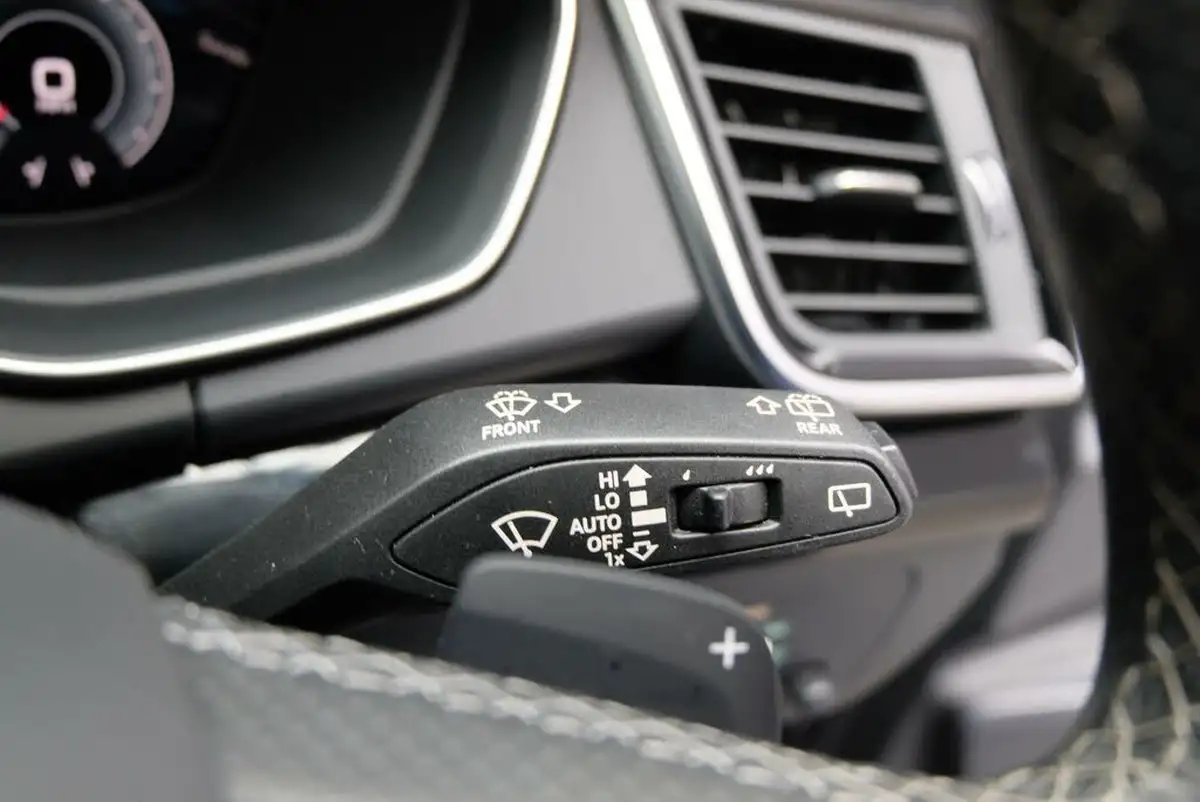2024-audi-q5-20-45-tfsi-black-edition-station-wagon-big-17