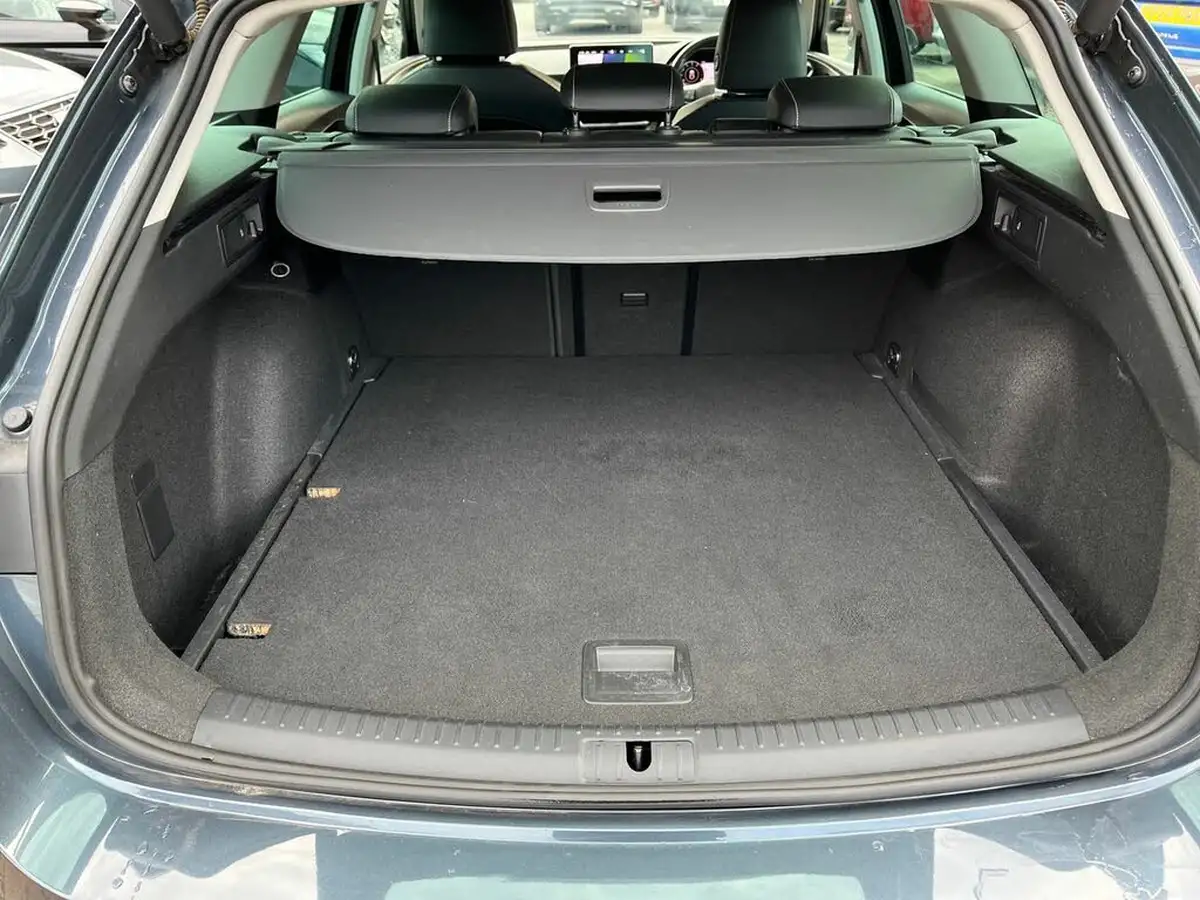 2021-seat-leon-15-tsi-evo-xcellence-lux-150ps-estate-big-10