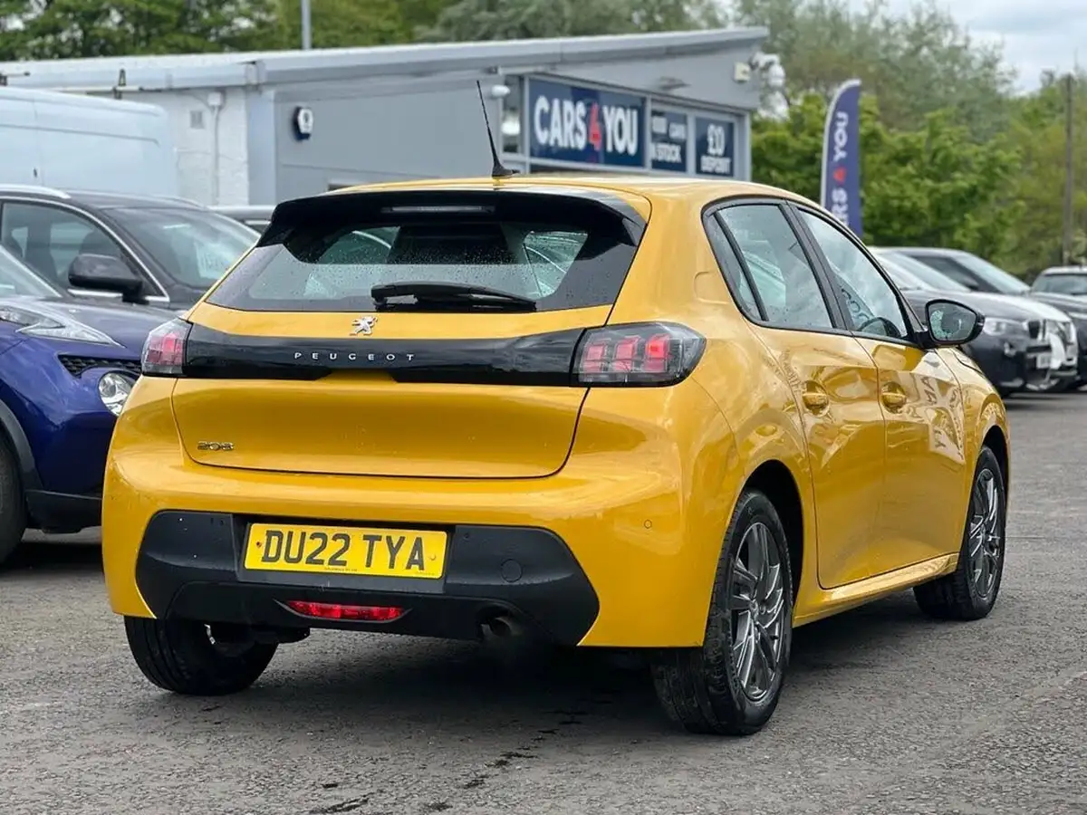 2022-peugeot-208-12-puretech-active-premium-75bhp-big-3