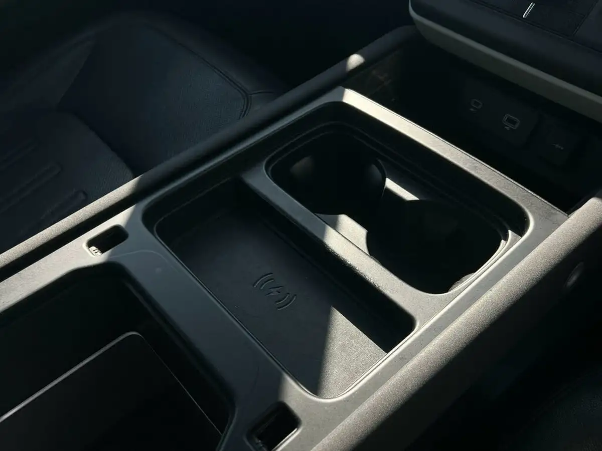 2021-land-rover-90-defender-30-d250-xs-edition-big-24