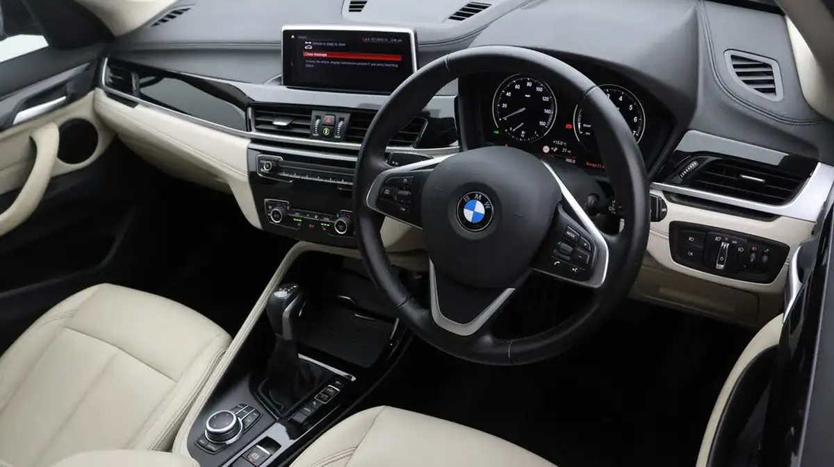 2021-bmw-x1-15-xdrive-25e-phev-xline-big-8