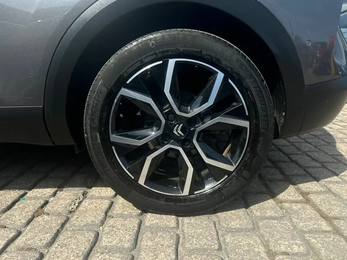 2022-citroen-c4-e-shine-plus-big-6