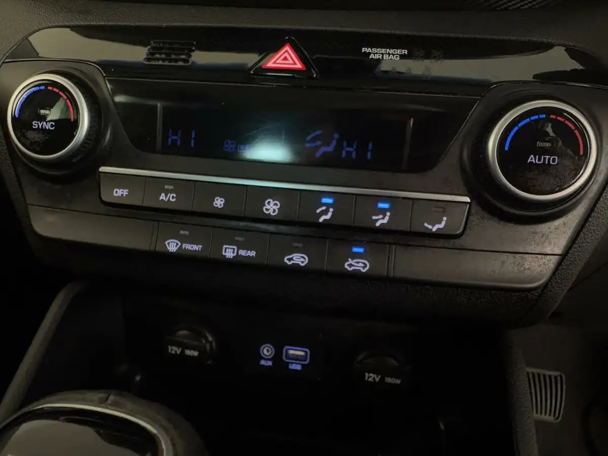 2020-hyundai-tucson-16-gdi-se-nav-big-26