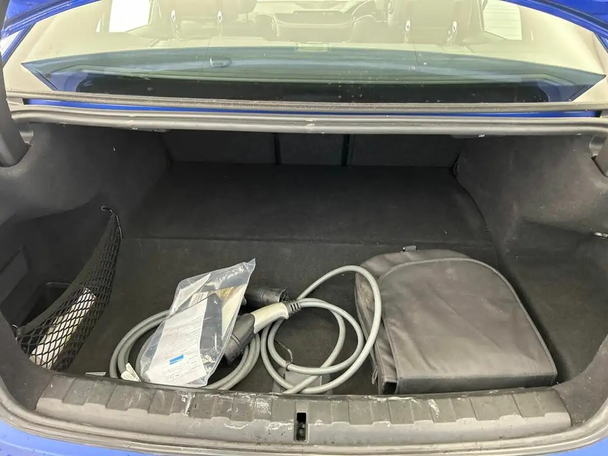2019-bmw-3-series-20-330e-m-sport-plus-pack-big-15