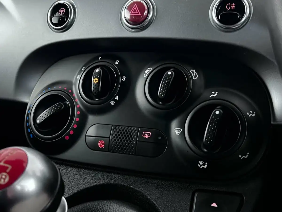 2014-fiat-500-12-s-big-26