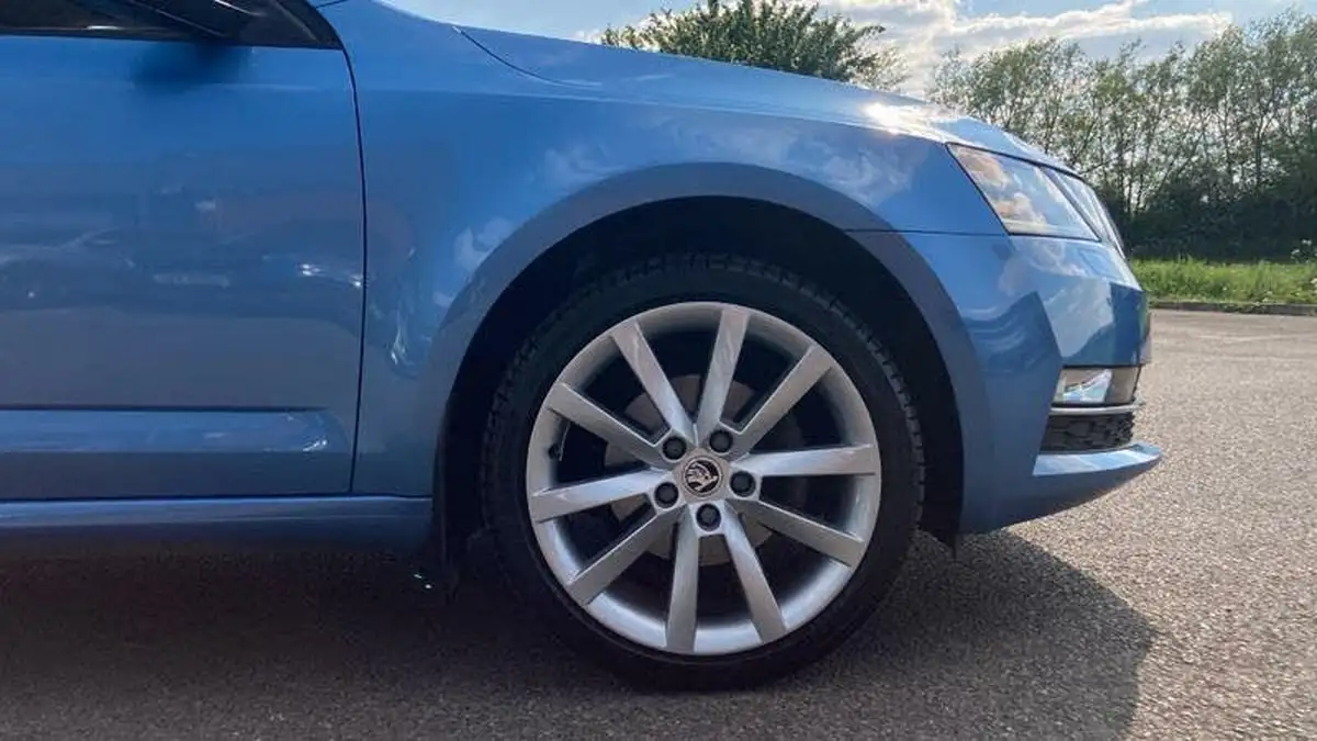 2018-skoda-octavia-15-tsi-se-l-hatchback-dsg-big-4