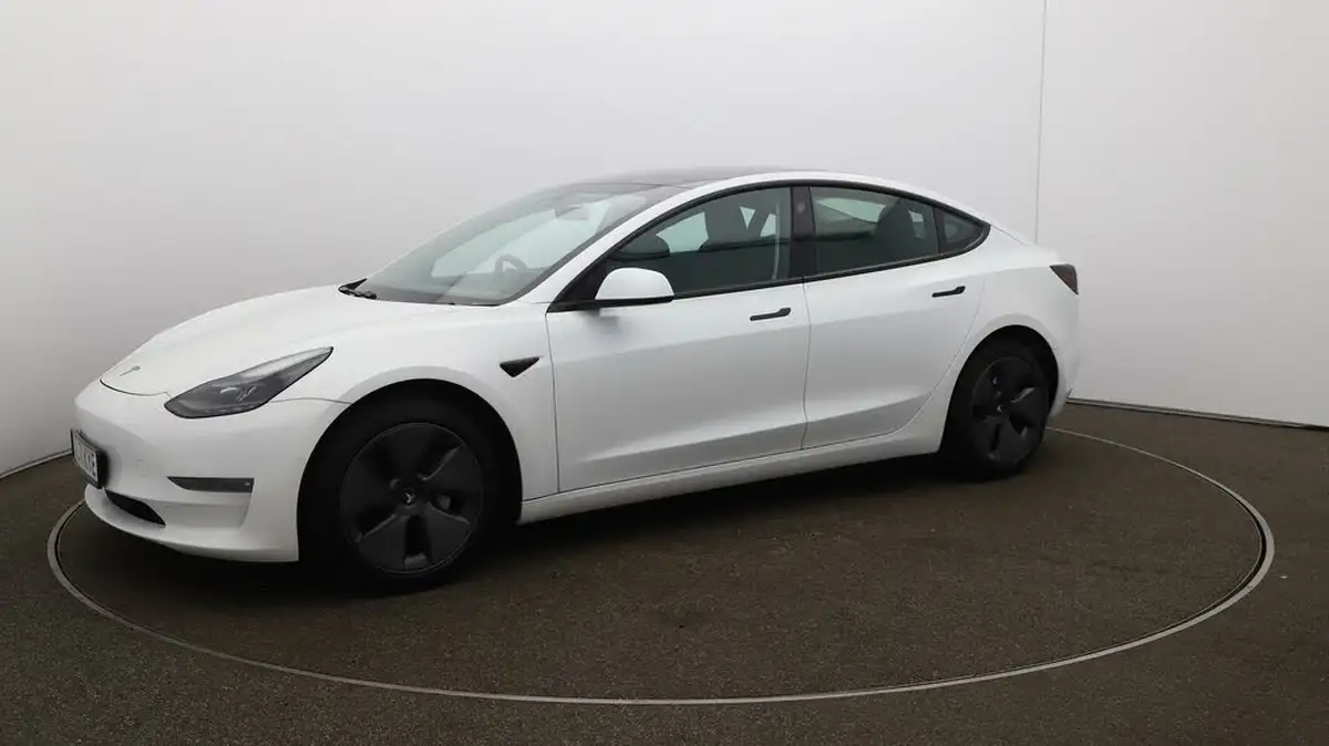2021-tesla-model-3-e-long-range-awd-big-59