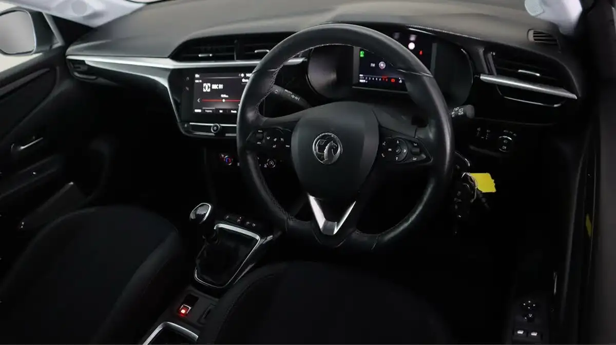2022-vauxhall-corsa-12-turbo-elite-edition-big-9
