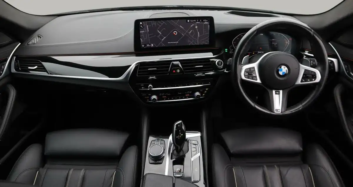 2020-bmw-5-series-big-13