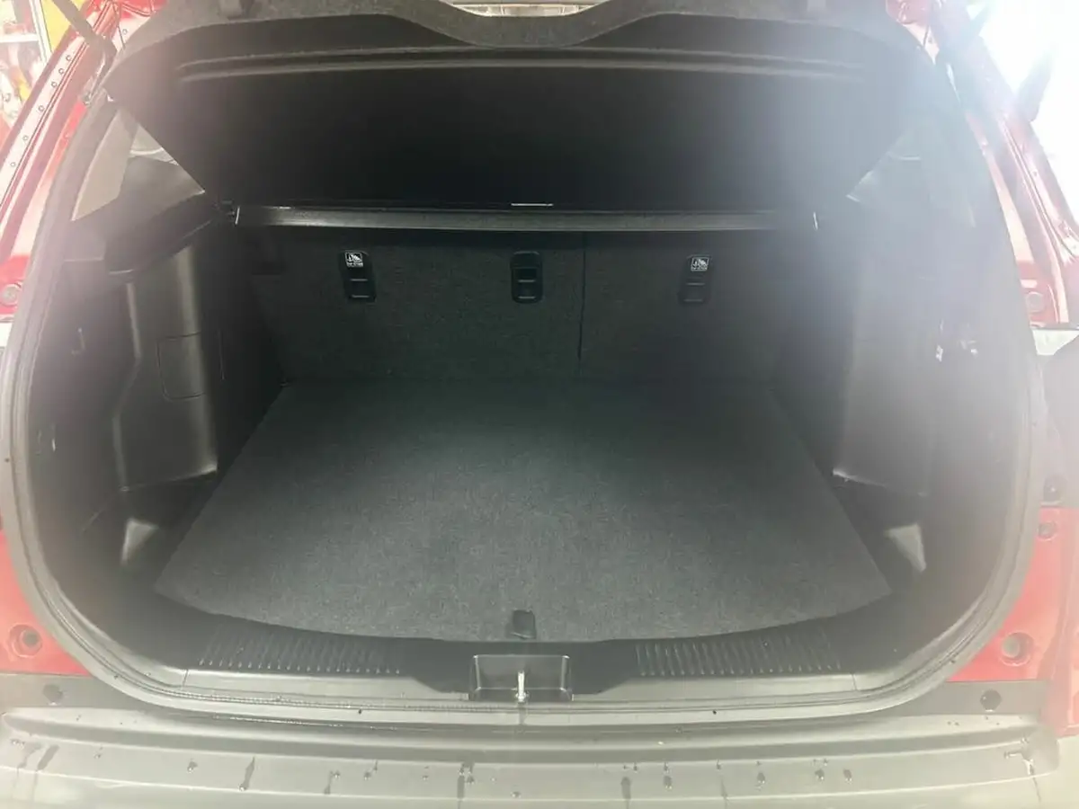 2023-suzuki-s-cross-14-boosterjet-motion-big-12