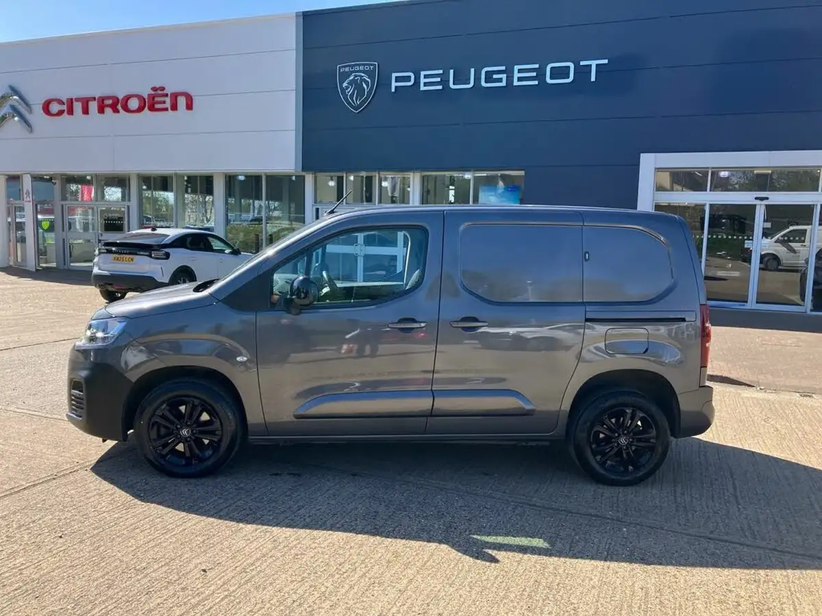 2022-citroen-berlingo-15bluehdi-1000-driver-pro-100pseu6d-van-1000-big-28