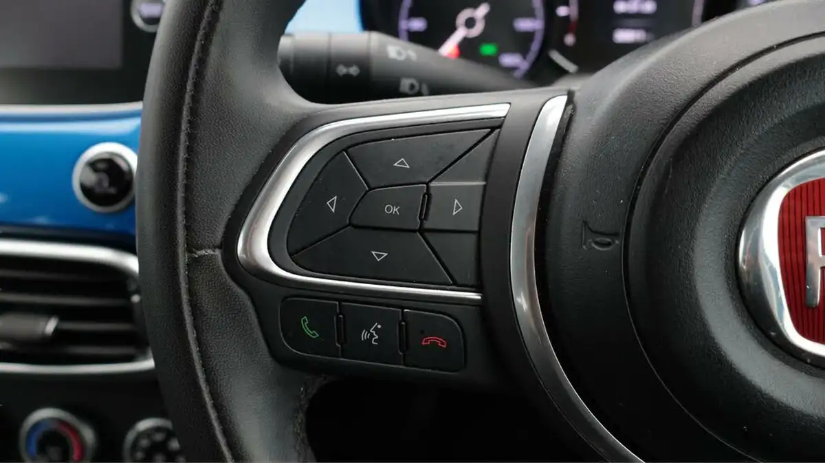 2019-fiat-500x-16-e-torq-urban-big-22