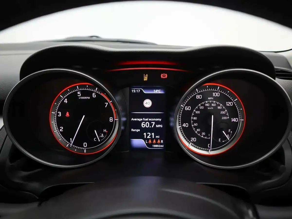 2022-suzuki-swift-12-dualjet-sz5-big-10