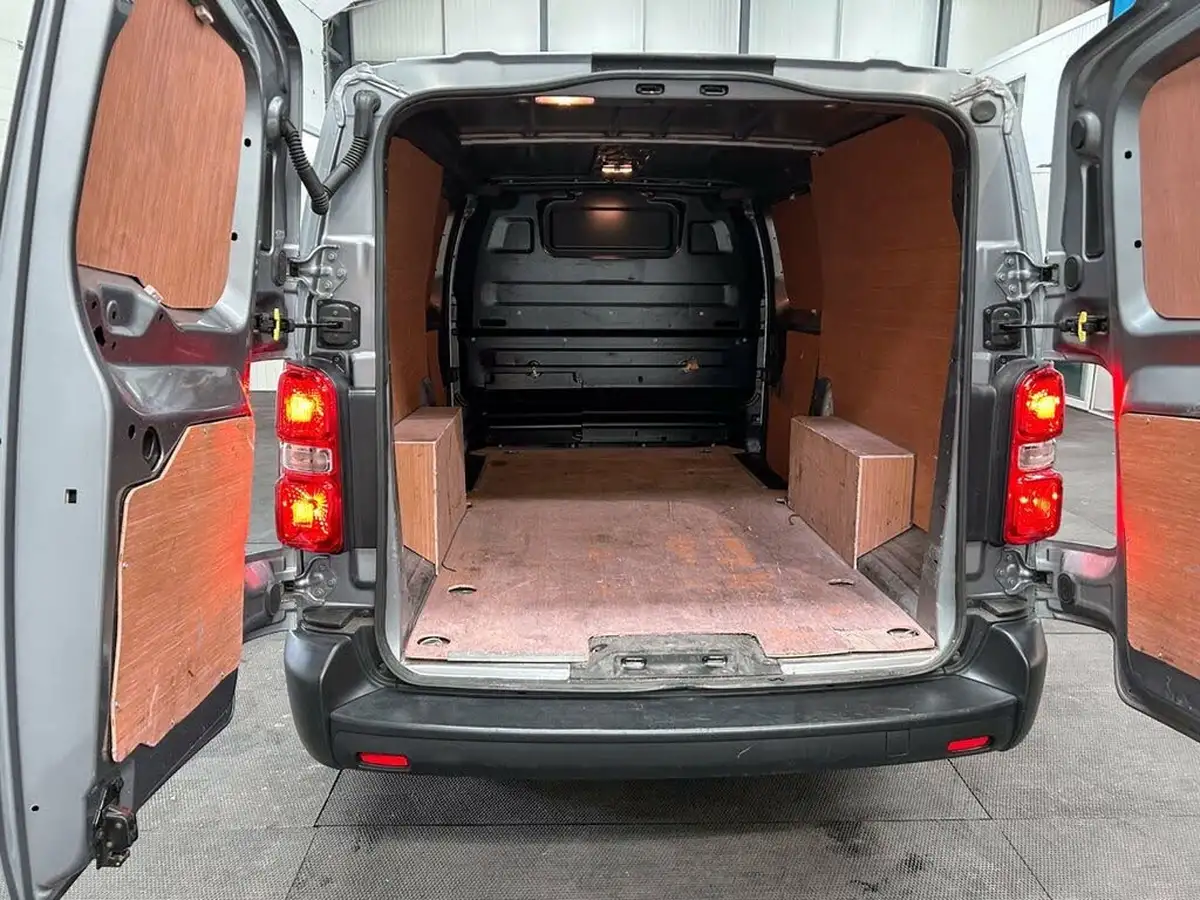 2022-citroen-dispatch-15bluehdi-enterprise-pro-xl-1000-big-3