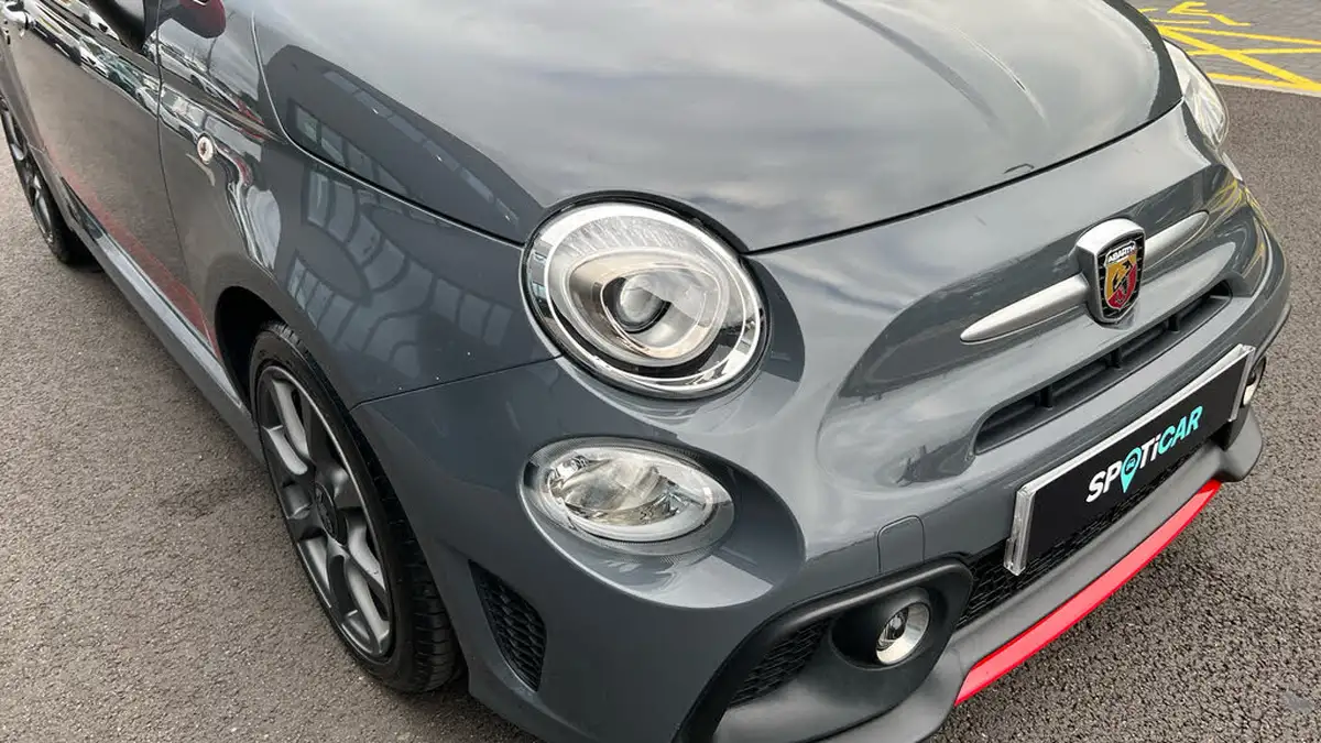 2021-abarth-595-14-tjet-big-46