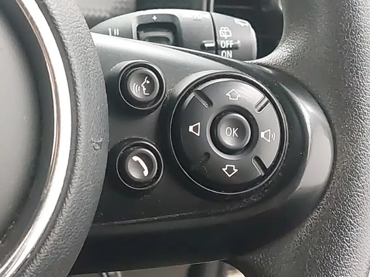 2019-mini-cooper-15-cooper-classic-hatchback-5d-big-13