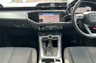 2022-audi-q3-15-35-tfsi-technik-cod-s-tronic-small-35