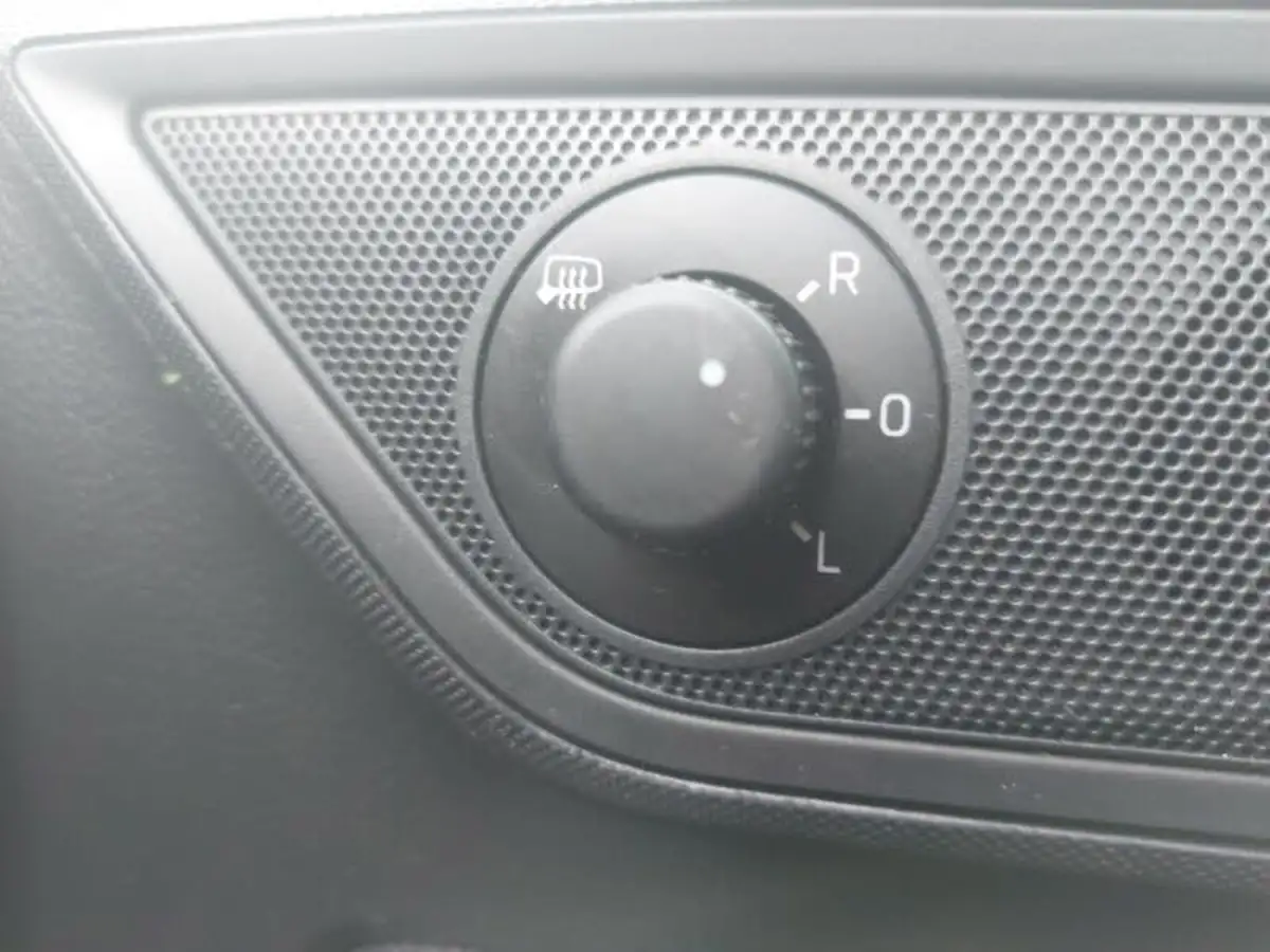 2019-skoda-fabia-10-mpi-s-hatchback-big-14
