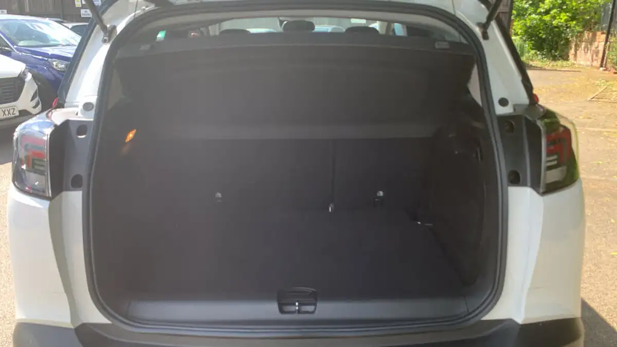 2023-vauxhall-crossland-12-gs-110ps-big-18