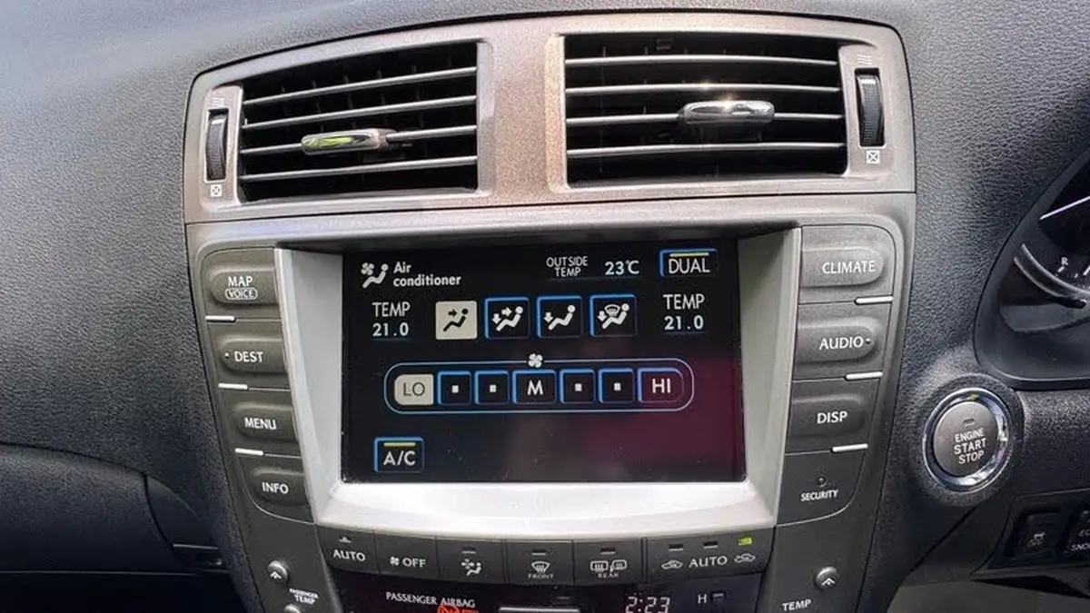 2008-lexus-is-250-25-se-auto-big-39