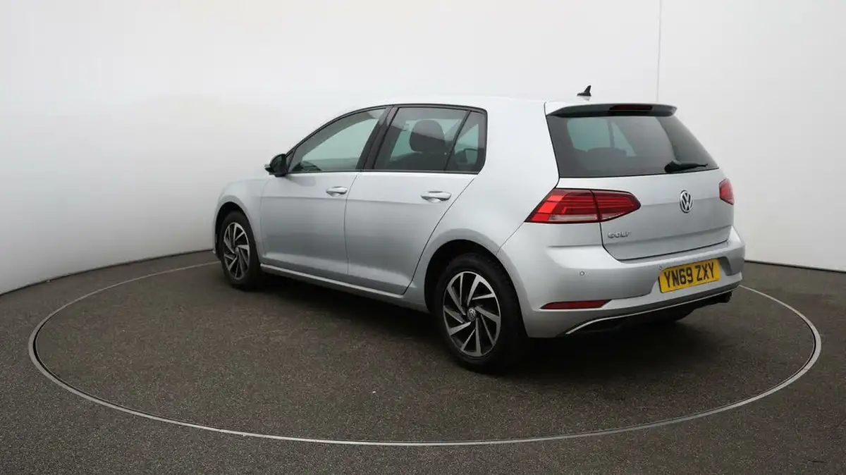 2019-volkswagen-golf-sv-16tdi-match-edition-big-59