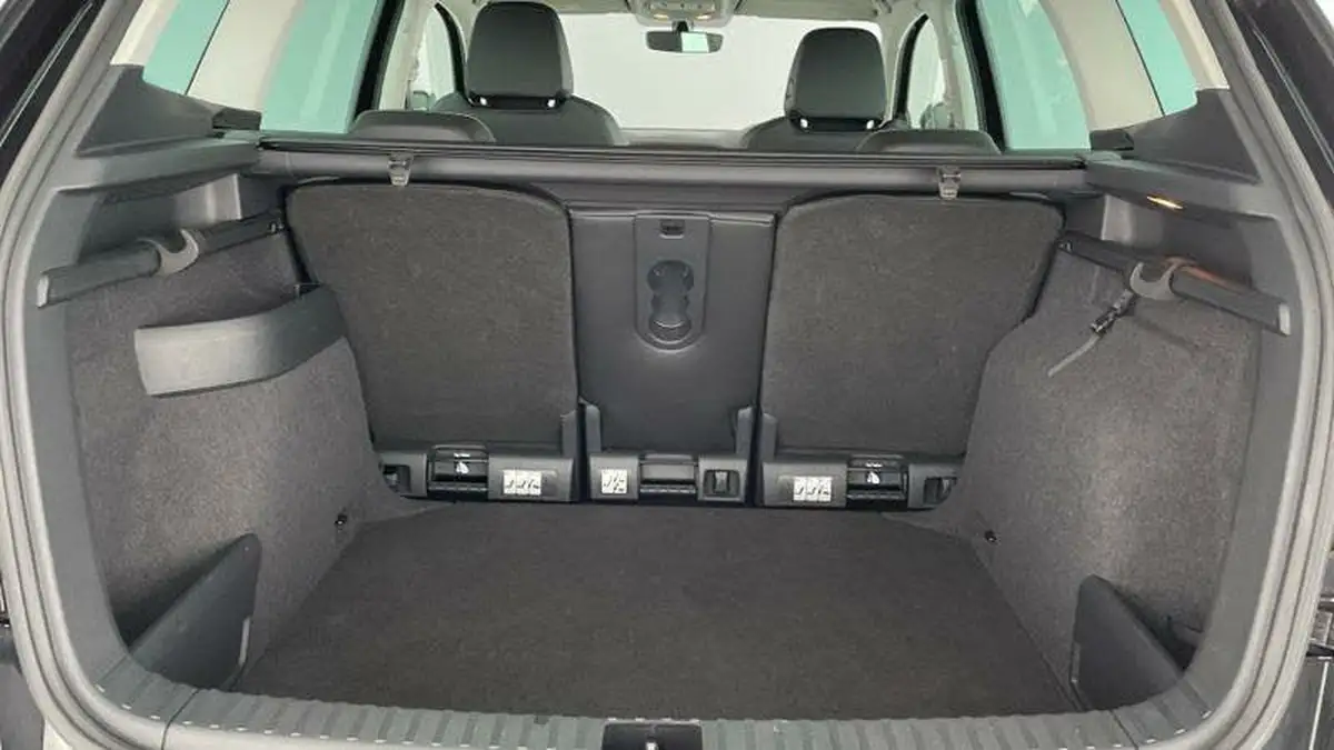 2021-skoda-karoq-15-tsi-se-l-big-26