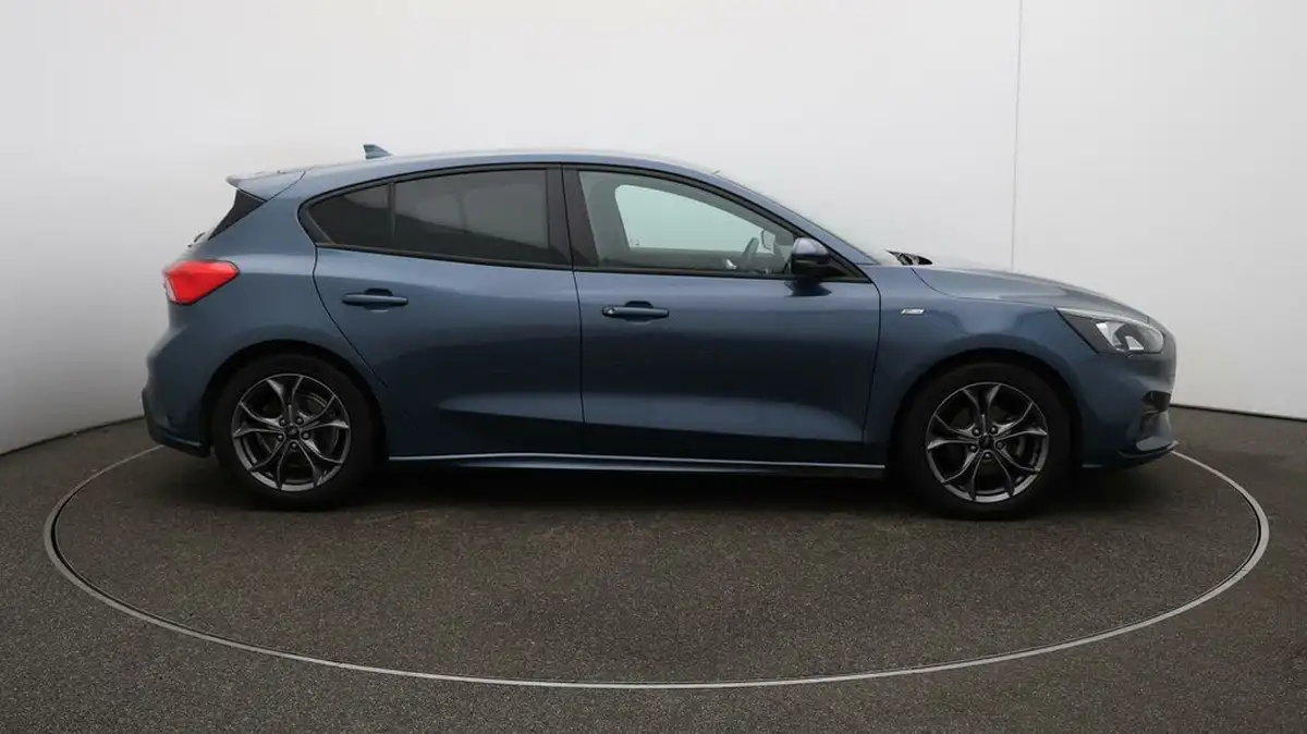 2021-ford-focus-15-st-line-edition-hatchback-big-39