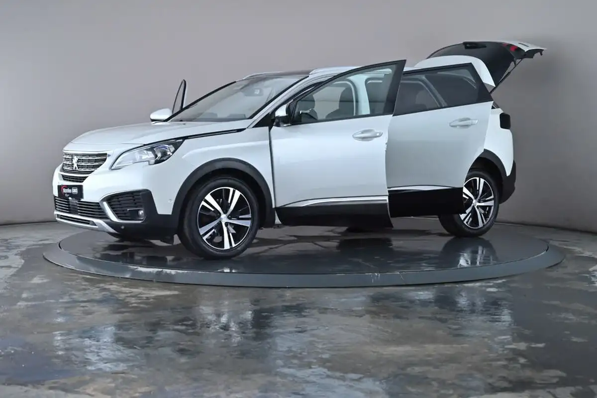 2018-peugeot-5008-suv-12-puretech-allure-eat6-big-45