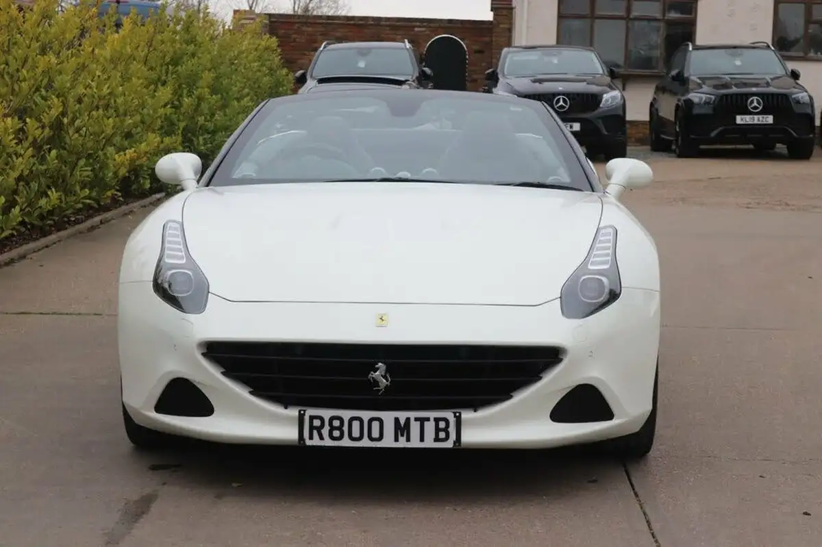 2015-ferrari-california-39-t-big-12