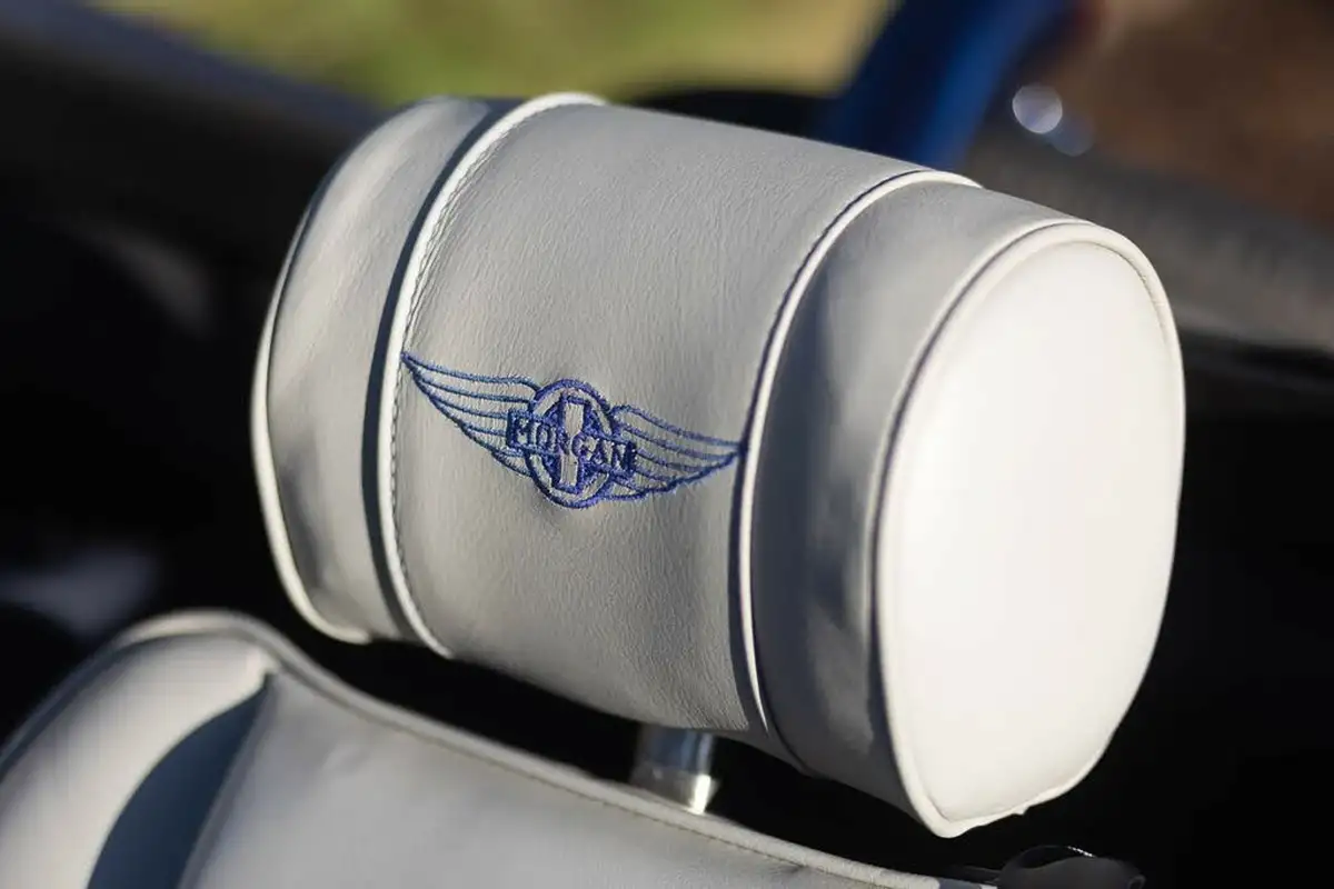 2019-morgan-roadster-37-big-20