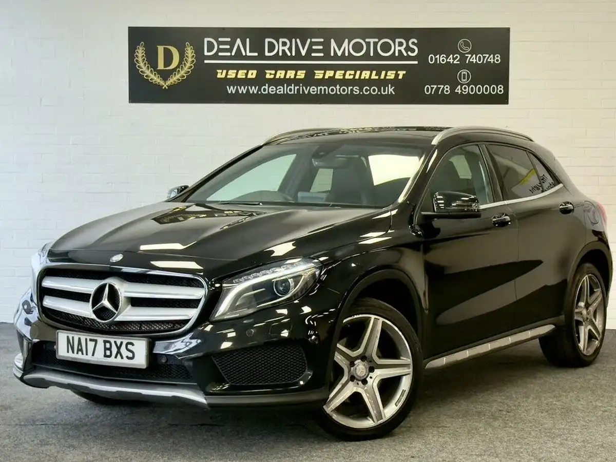 2017-mercedes-benz-gla-class-21d-gla-220d-amg-line-premium-plusss-big-4