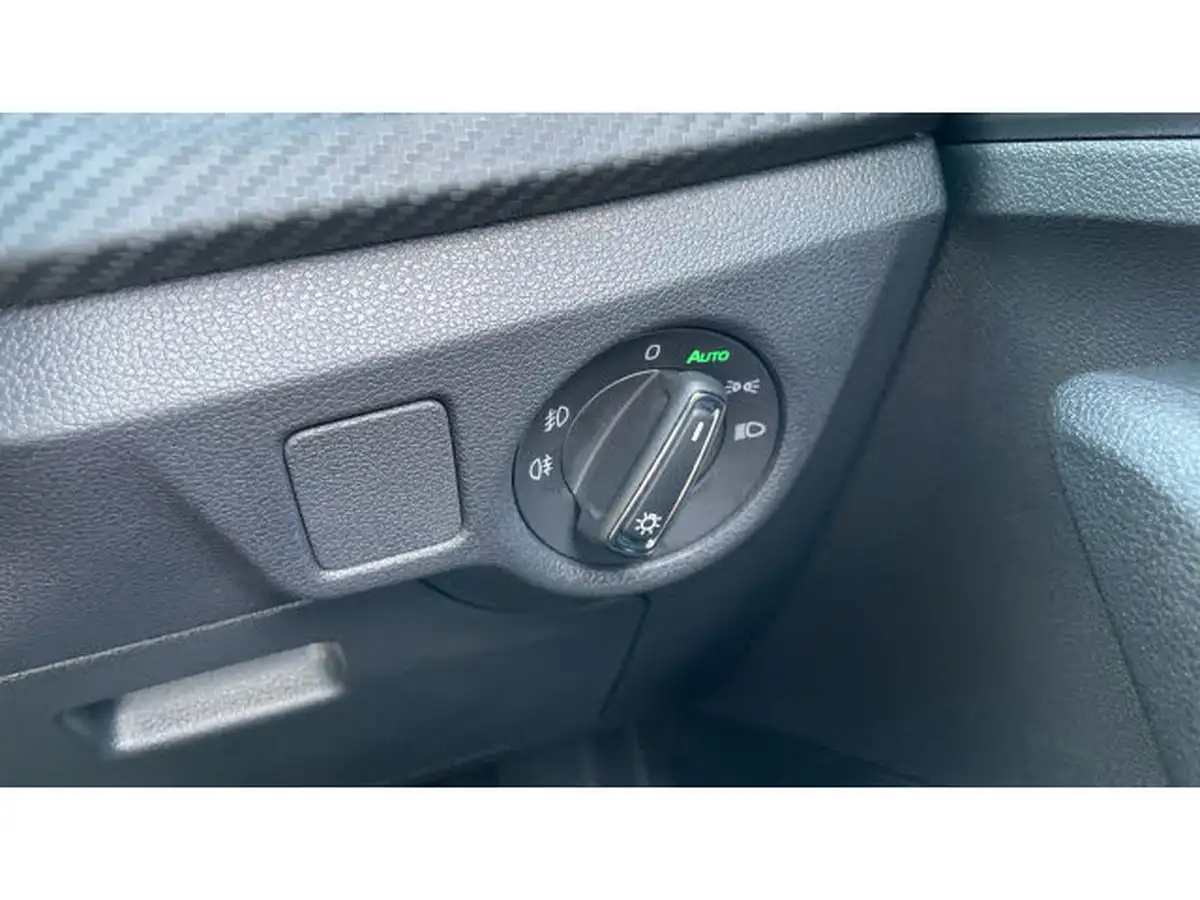 2024-skoda-kamiq-15-tsi-monte-carlo-dsg-big-23