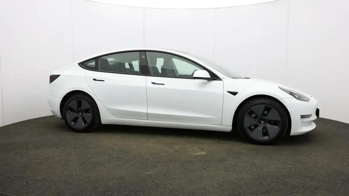 2021-tesla-model-3-e-long-range-4x4-big-43