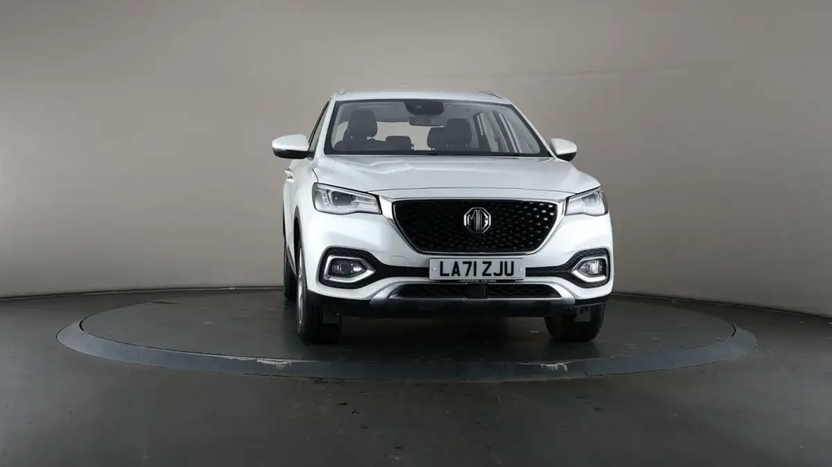 2022-mg-hs-15t-gdi-excite-162ps-big-42