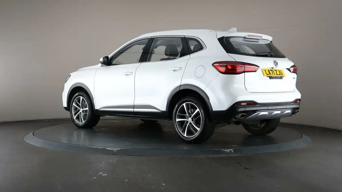 2022-mg-hs-15t-gdi-excite-162ps-big-66