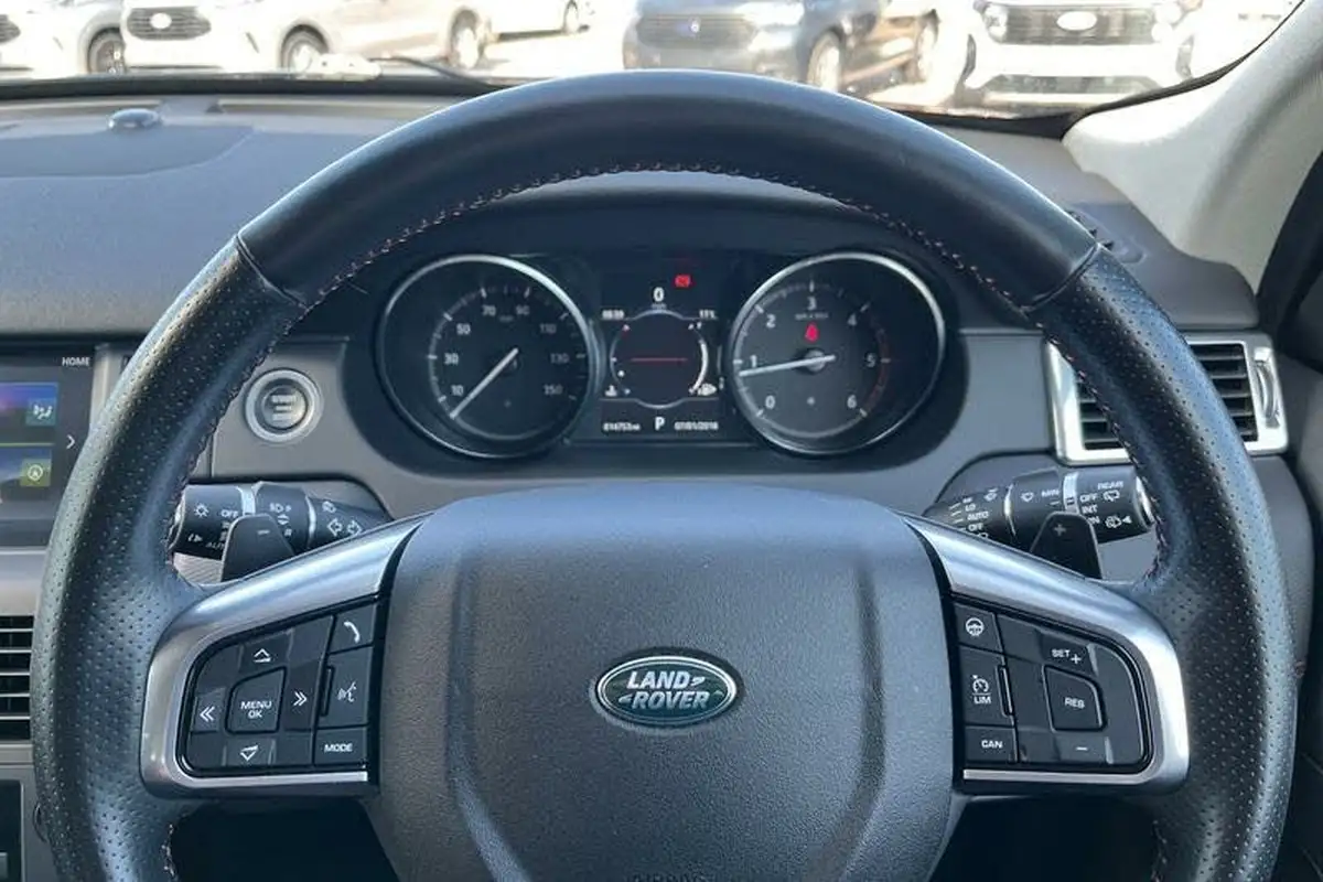 2017-land-rover-discovery-sport-20td4-hse-dynamic-lux-180ps-station-wagon-big-11