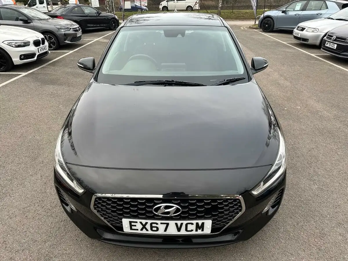 2017-hyundai-i30-10-t-gdi-se-nav-blue-drive-hatchback-big-15