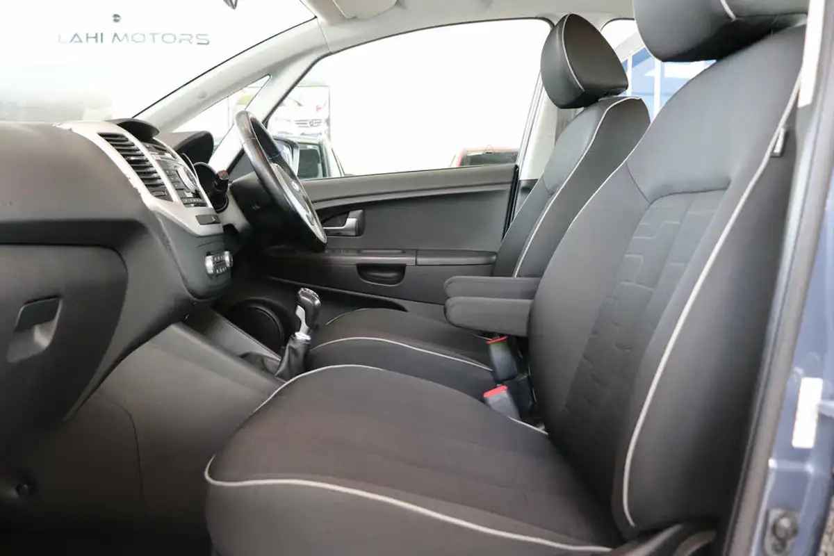 2017-kia-venga-14-2-big-43