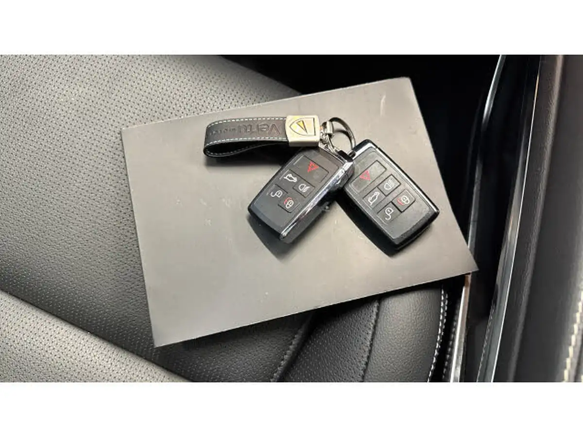 2022-jaguar-f-pace-20-p250-r-dynamic-black-big-18