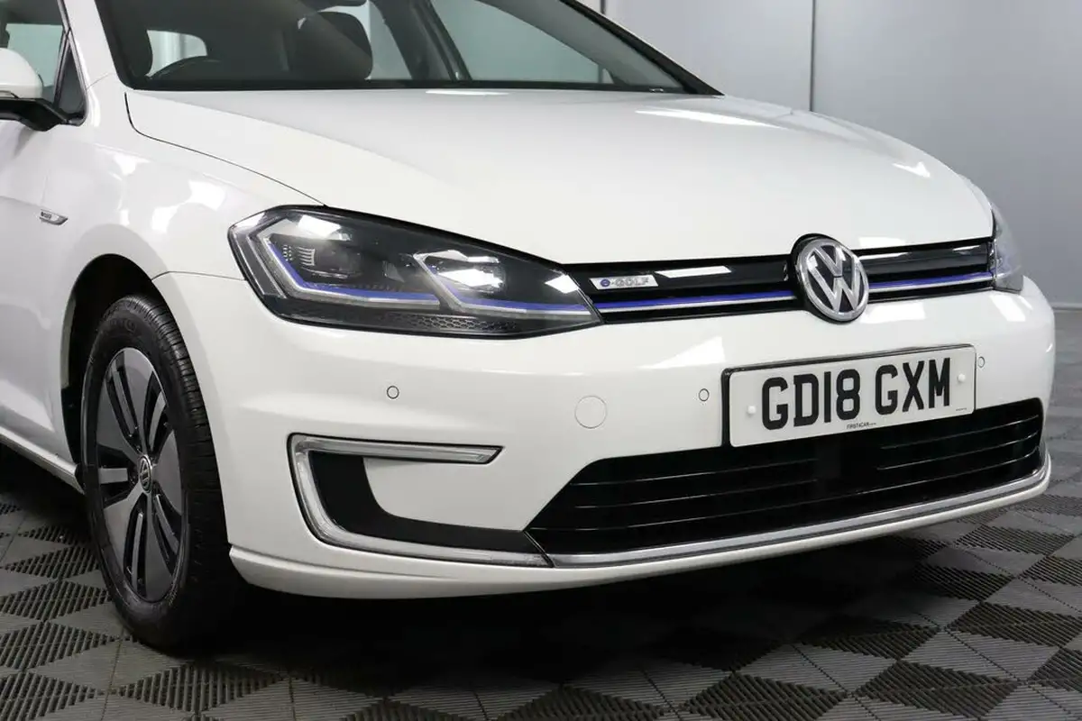 2018-volkswagen-golf-e-e-golf-big-19