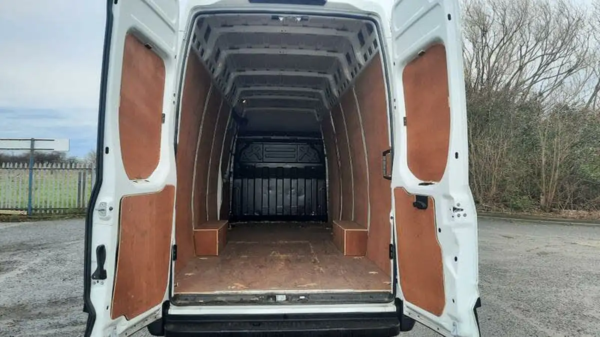 2021-iveco-daily-s-class-23td-35s14-business-3450mm-136pseu6dt-3450-big-6
