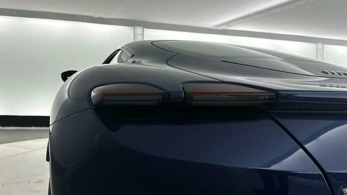 2022-ferrari-roma-38t-v8-f1-dct-ss-620ps-coupe-big-35