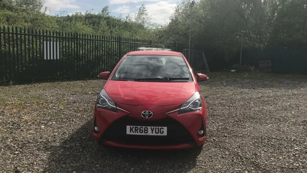 2018-toyota-yaris-15-vvt-i-icon-tech-111bhp-1496cc-big-14