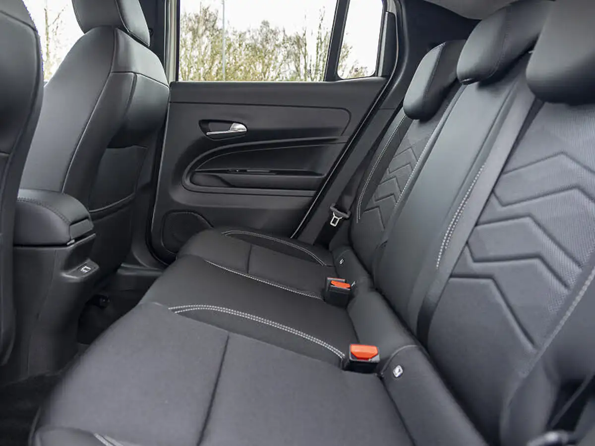 2025-jeep-avenger-12-gse-summit-big-5