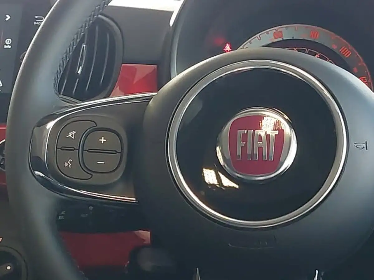 2024-fiat-500-10-big-9