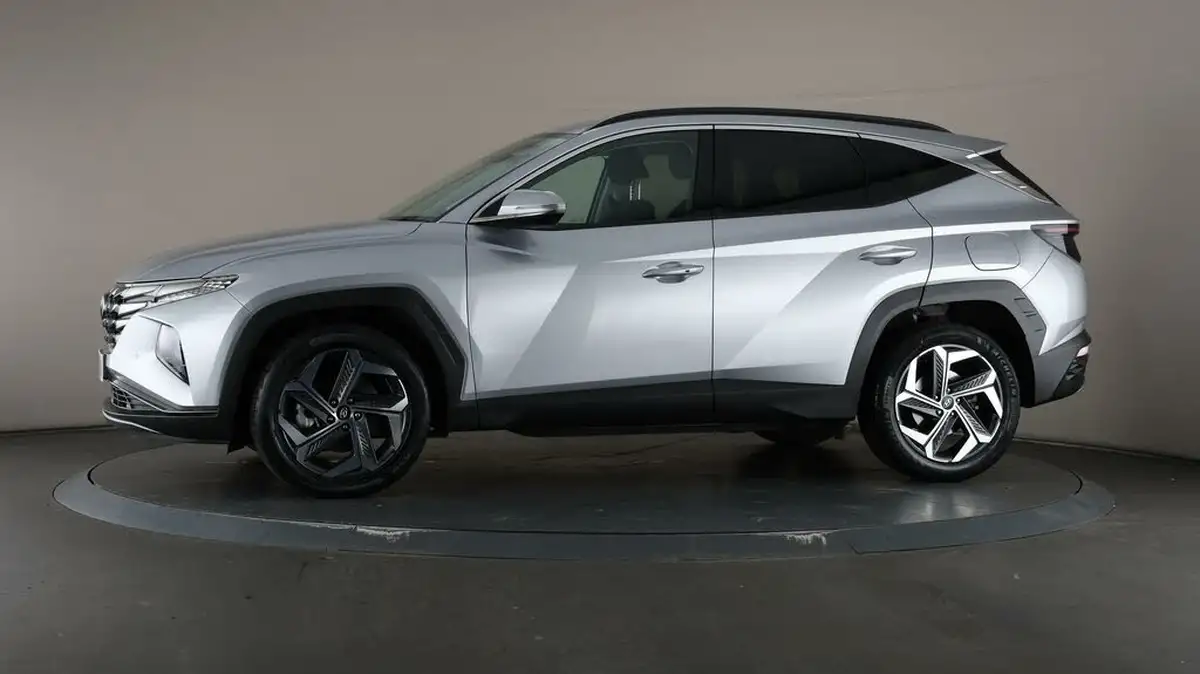 2022-hyundai-tucson-16-t-gdi-premium-230ps-hybrid-auto-big-30