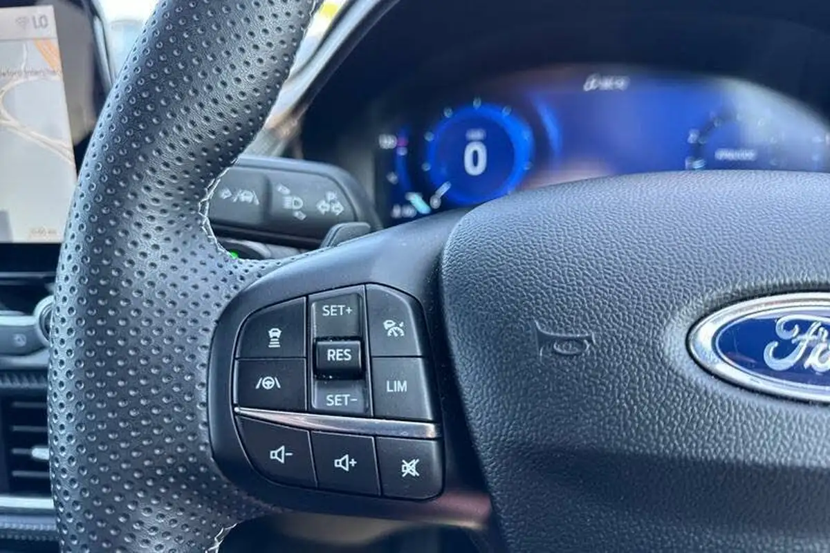 2021-ford-puma-suv-10-st-line-vignale-155ps-hybrid-mhev-auto-big-30